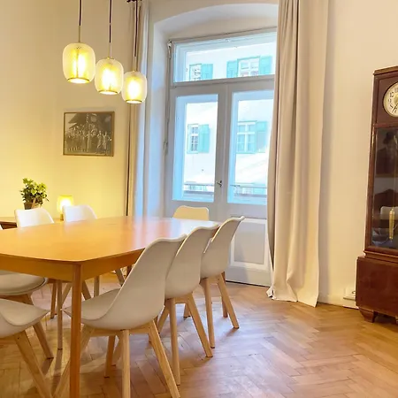 Rosa Center Apartman *