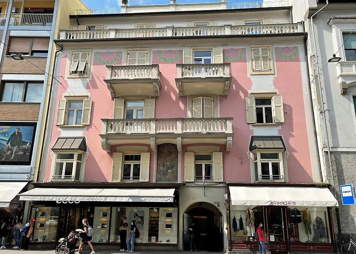 Rosa Center 梅拉诺